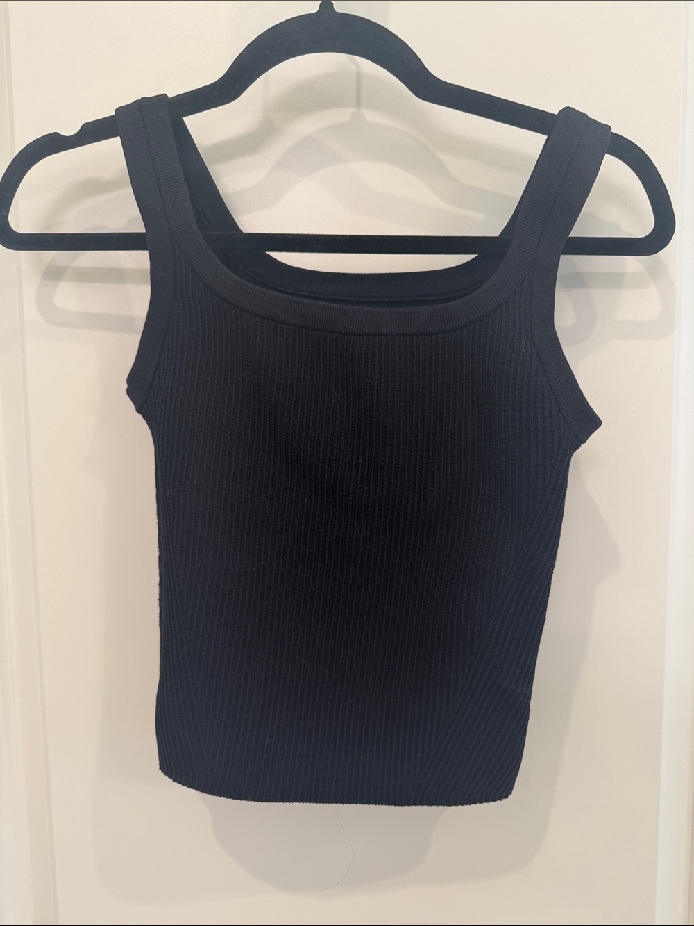 Cuts Clothing Black Ribbed Square-Neck Tank